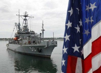 US warship SNS Safegurad is anchored at a port on the island of Palawan, western Philippines, 23 June 2015. The Philippines are holding separate naval drills with two of the country's top military allies, the United States and Japan, near the disputed South China Sea. (Photo: AAP)