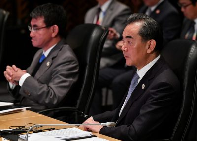 Japan's Foreign Minister Taro Kono and China's Foreign Minister Wang Yi during the 18th ASEAN +3 Foreign Ministers Meeting in Manila, Philippines, 7 August, 2017 (Photo: Reuters/Mohd Rasfan).