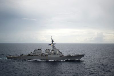 Guided-missile destroyer USS Decatur (DDG 73) operates in the South China Sea as part of the Bonhomme Richard Expeditionary Strike Group (ESG) in the South China Sea on 13 October 2016 (Photo: Diana Quinlan/US Navy/Reuters).
