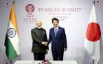 Japan's Prime Minister Shinzo Abe holds a meeting with India's Prime Minister Narendra Modi at the 35th ASEAN Summit in Bangkok, Thailand, 4 November 2019 (Photo: The Yomiuri Shimbun).