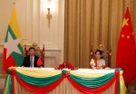 Chinese President Xi Jinping and former Myanmar State Counsellor Aung San Suu Kyi attend a signing ceremony of a memorandum of understanding (MOU) at the Presidential Palace in Naypyitaw, Myanmar, 18 January 2020 (Photo: Reuters/Nyein Chan Naing).