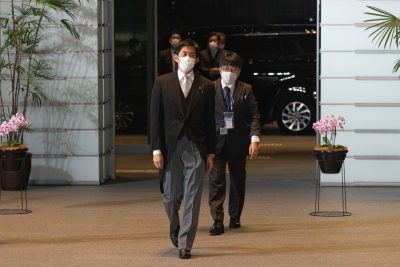 Kobayashi Takayuki Minister for Economic Security arrives at the Japanese Prime Ministers Office (Kantei) before the first Cabinet meeting of the newly appointed Prime Minister Kishida Fumio. Tokyo, 4 October 2021 (Photo: Reuters/Stanislav Kogiku/AFLO). 