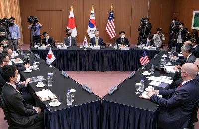 دیدار نمایندگان ایالات متحده، ژاپن و کره جنوبی در وزارت امور خارجه در سئول، کره جنوبی، در 3 ژوئن 2022. (عکس از یونگ هو لی/CIPA ایالات متحده از طریق رویترز کانکت)